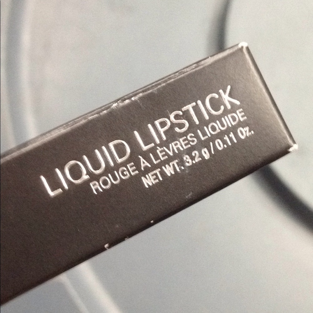 Sexy limited edition Anastasia lipstick - Picture 3 of 3